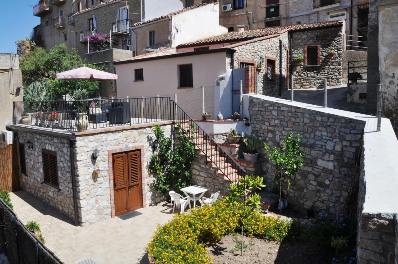 Villetta In Centro Storico Caccamo Ngoại thất bức ảnh