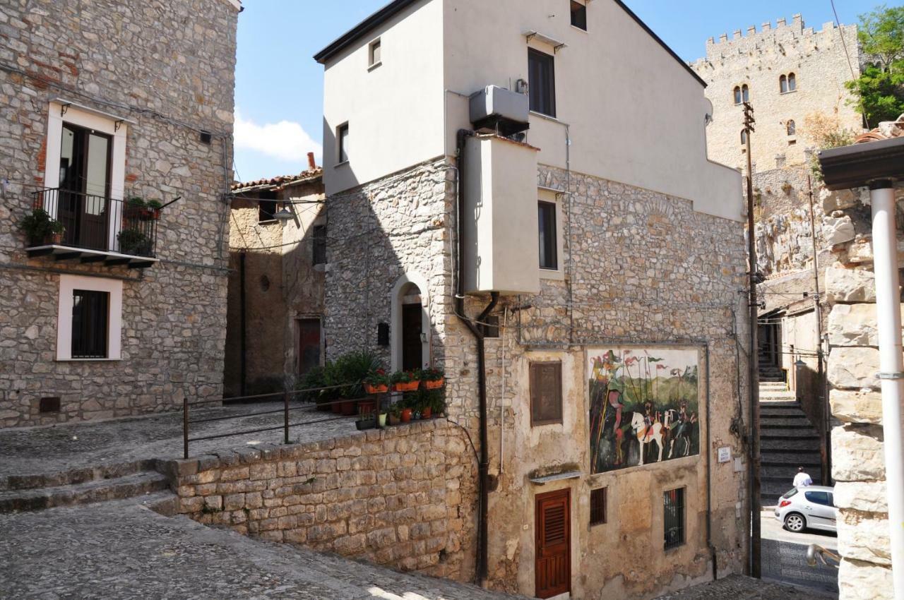 Villetta In Centro Storico Caccamo Ngoại thất bức ảnh